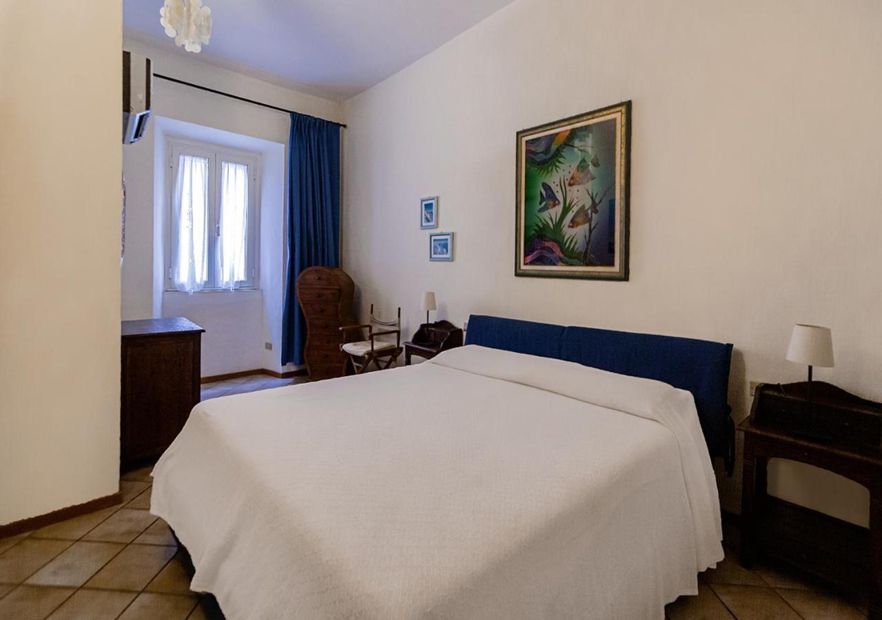 Murphy Holiday Home - Residenza Italia La Maddalena  Dış mekan fotoğraf